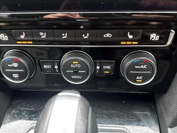 Volkswagen Arteon 2.0 TDI R-Line 5dr DSG