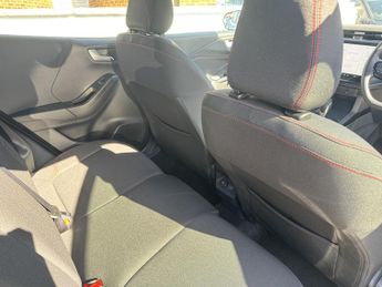 Ford Puma 1.0 EcoBoost Hybrid mHEV ST-Line 5dr DCT