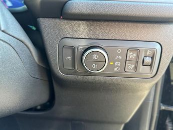 Ford Kuga 5Dr Black Package 2.5 FHEV 190PS 2WD Auto