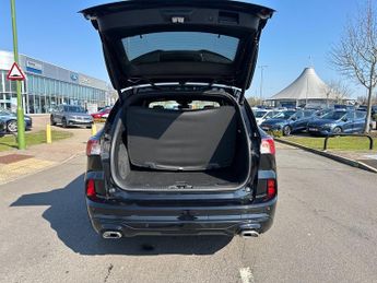 Ford Kuga 5Dr Black Package 2.5 FHEV 190PS 2WD Auto
