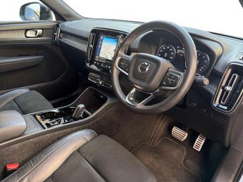 Volvo XC40 5Dr R Design Pro 2.0 MHEV Auto