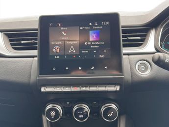 Renault Captur 1.6 E-Tech full hybrid 145 Techno 5dr Auto