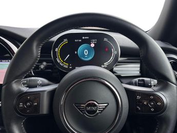 MINI HATCHBACK 135kW Cooper S Multitone Edition 33kWh 3dr Auto