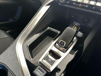 Peugeot 3008 5Dr GT Line Premium 1.5 BlueHDi Auto