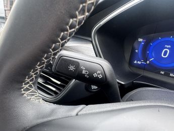 Ford Kuga 2.5 FHEV Vignale 5dr CVT