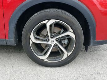 MG HS 1.5 T-GDI Trophy 5dr DCT