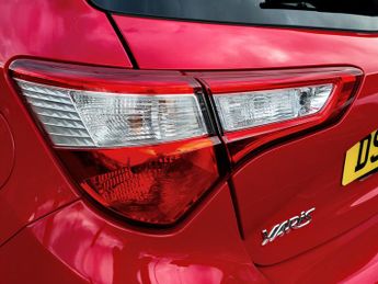 Toyota Yaris 1.5 Hybrid Icon Tech 5dr CVT