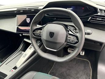 Peugeot 308 5Dr First Edition 115kW 54kWh Auto