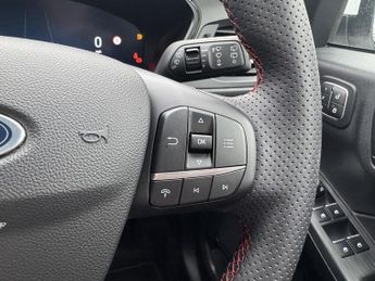 Ford Kuga 2.5 FHEV ST-Line 5dr CVT