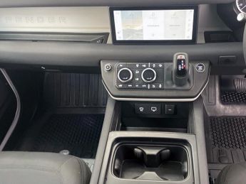 Land Rover Defender D250 Hard Top 90 3.0l 250ps Auto