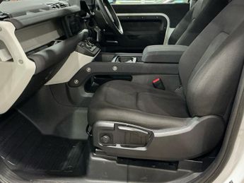 Land Rover Defender D250 Hard Top 90 3.0l 250ps Auto