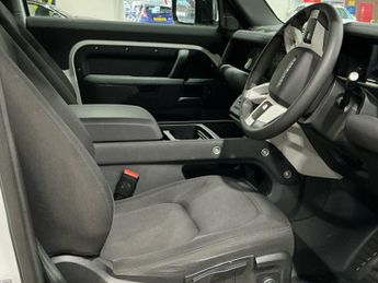 Land Rover Defender D250 Hard Top 90 3.0l 250ps Auto