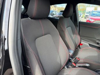 Ford Puma 5Dr ST-Line 1.0 MHEV 125PS Auto