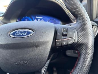 Ford Puma 5Dr ST-Line 1.0 MHEV 125PS Auto