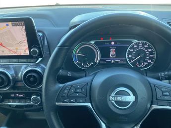 Nissan Juke 1.6 Hybrid N-Connecta 5dr Auto