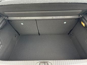 Renault Clio 1.6 E-TECH full hybrid 145 Techno 5dr Auto