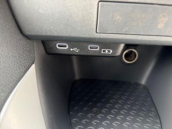 Toyota Yaris 5Dr Icon 1.5 Hybrid Auto