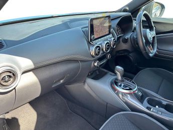 Nissan Juke 1.0 DiG-T N-Connecta 5dr DCT