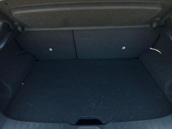 Nissan Juke 1.0 DiG-T N-Connecta 5dr DCT