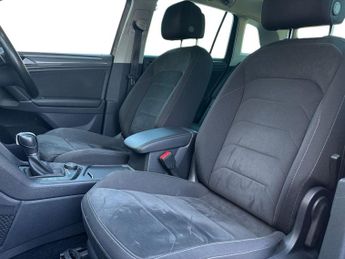 Volkswagen Tiguan 2.0 TSi 180 4Motion SEL 5dr DSG