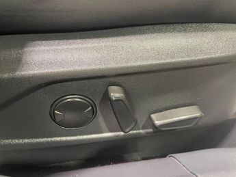 Ford Mustang Mach-E  72kWh (269PS) EV Automatic Select Standard Range RWD 5dr**TECH 