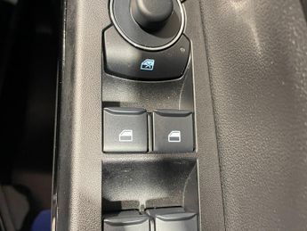 Ford Puma 1.0 Turbo EcoBoost (125PS) mHEV 6 spd Titanium 5dr.