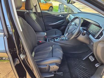 Vauxhall Grandland 1.5 Turbo D Elite 5dr Auto