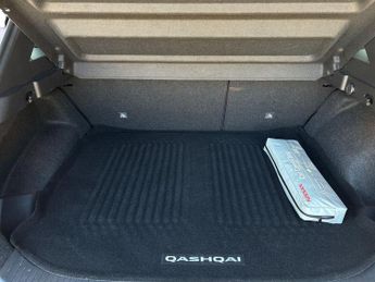 Nissan Qashqai 1.3 DiG-T MH 158 Tekna 5dr 4WD Xtronic
