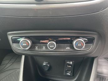 Vauxhall Crossland 