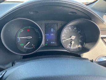 Toyota C-HR 1.8 Hybrid Icon 5dr CVT