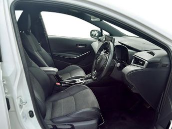 Toyota Corolla 1.8 VVT-i Hybrid Design 5dr CVT