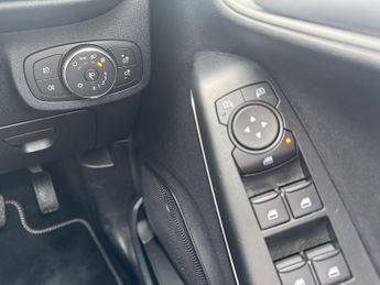 Ford Fiesta 1.0 EcoBoost Hybrid mHEV 125 Titanium 5dr Auto