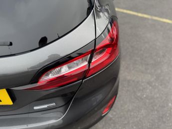 Ford Fiesta 1.0 EcoBoost Hybrid mHEV 125 Titanium 5dr Auto