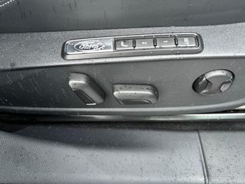 Ford Capri 5Dr Select Extended Range 2WD Auto