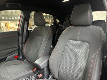 Ford Puma 5Dr ST-Line 1.0 MHEV 125PS Auto