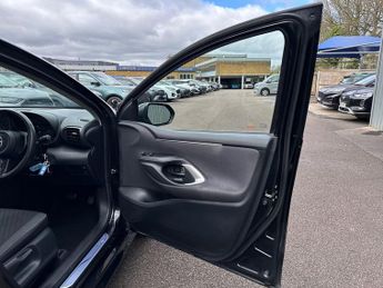 Toyota Yaris 5Dr Icon 1.5 Hybrid  Auto