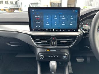 Ford Focus 5Dr Titanium 1.0 MHEV 125PS Auto