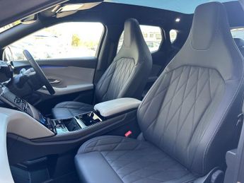 Ford Capri 5Dr Premium Extended Range AWD Auto