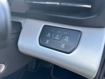 Ford Capri 5Dr Premium Extended Range AWD Auto