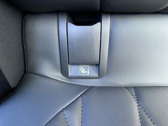 Ford Capri 5Dr Premium Extended Range AWD Auto