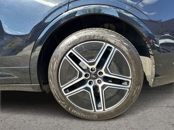 Ford Capri 5Dr Premium Extended Range AWD Auto