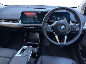 BMW 2 Series 220i 5Dr Luxury 1.5 MHEV Auto