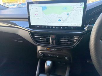 Ford Focus Estate ST-Line 1.0 MHEV 155PS Auto