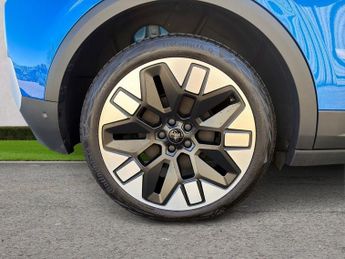 Ford Explorer 5Dr Premium Extended Range 2WD Auto