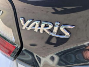 Toyota Yaris 1.5 Hybrid Icon 5dr CVT