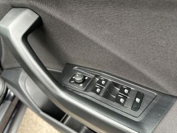 Volkswagen T-roc VW  5Dr Life 1.5 TSI Auto