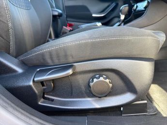 Ford Fiesta 5Dr Titanium 1.0 100PS Auto