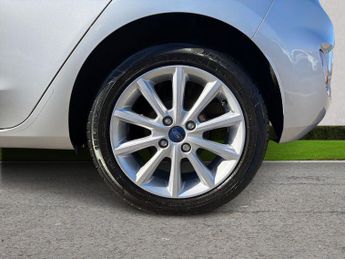 Ford Fiesta 5Dr Titanium 1.0 100PS Auto
