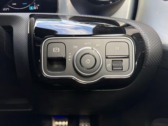 Mercedes-Benz CLA Class Mercedes CLA 200 4Dr AMG Line Executive 1.3 Auto