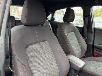 Ford Puma 5Dr ST-Line 1.0 MHEV 125PS Auto